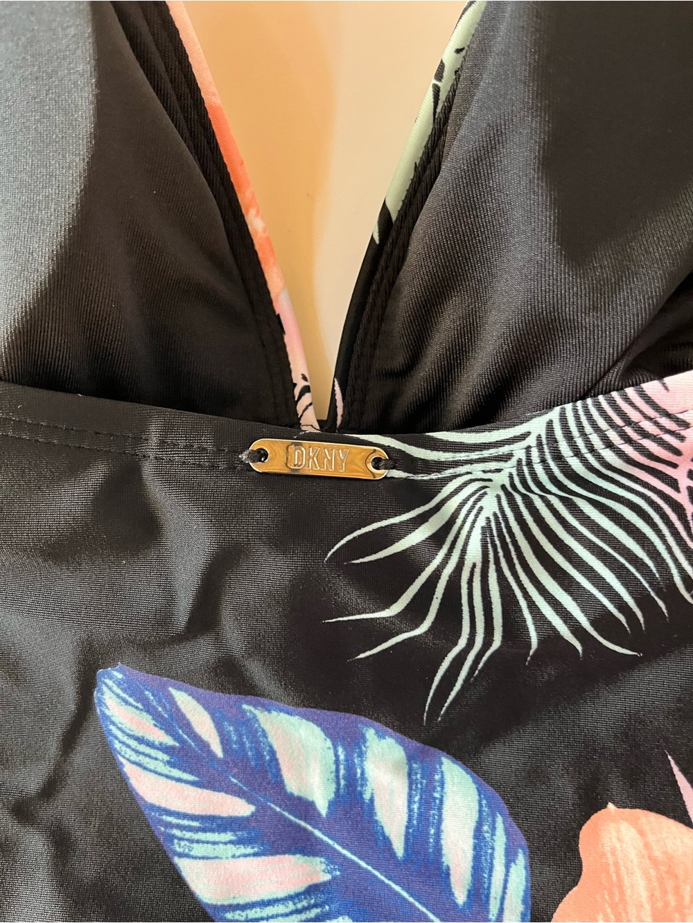 DKNY Black Floral Halter One-Piece with Coral Blue Print size XL - Picture 4 of 6